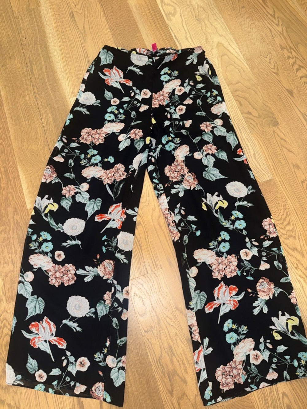 Vince Camuto Black Wide-Leg Floral Palazzo Pants - Picture 3 of 5